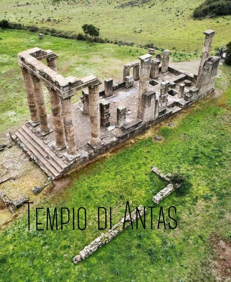 Domus Deiana Case Vacanza San Giovanni Suèrgiu Dış mekan fotoğraf